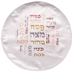 Macesztakaró színes hímzéssel